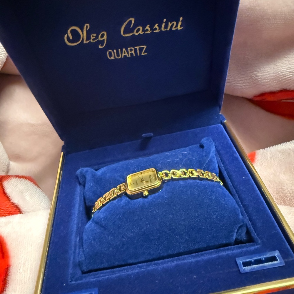 Oleg Cassini Gold Textured Bracelet Watch